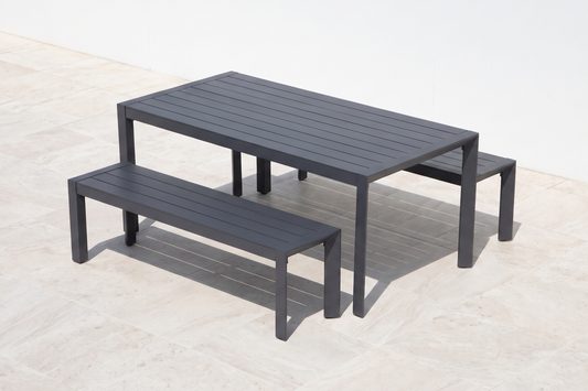 ABETE III 6-Seater Outdoor Dining Setting on a light porcelain paved terrace