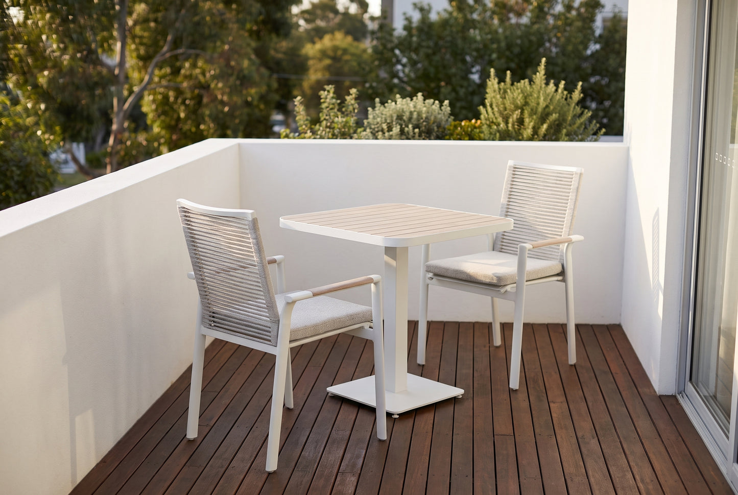 ACONITO III 2-Seater Outdoor Bistro Setting on a small apartment balcony