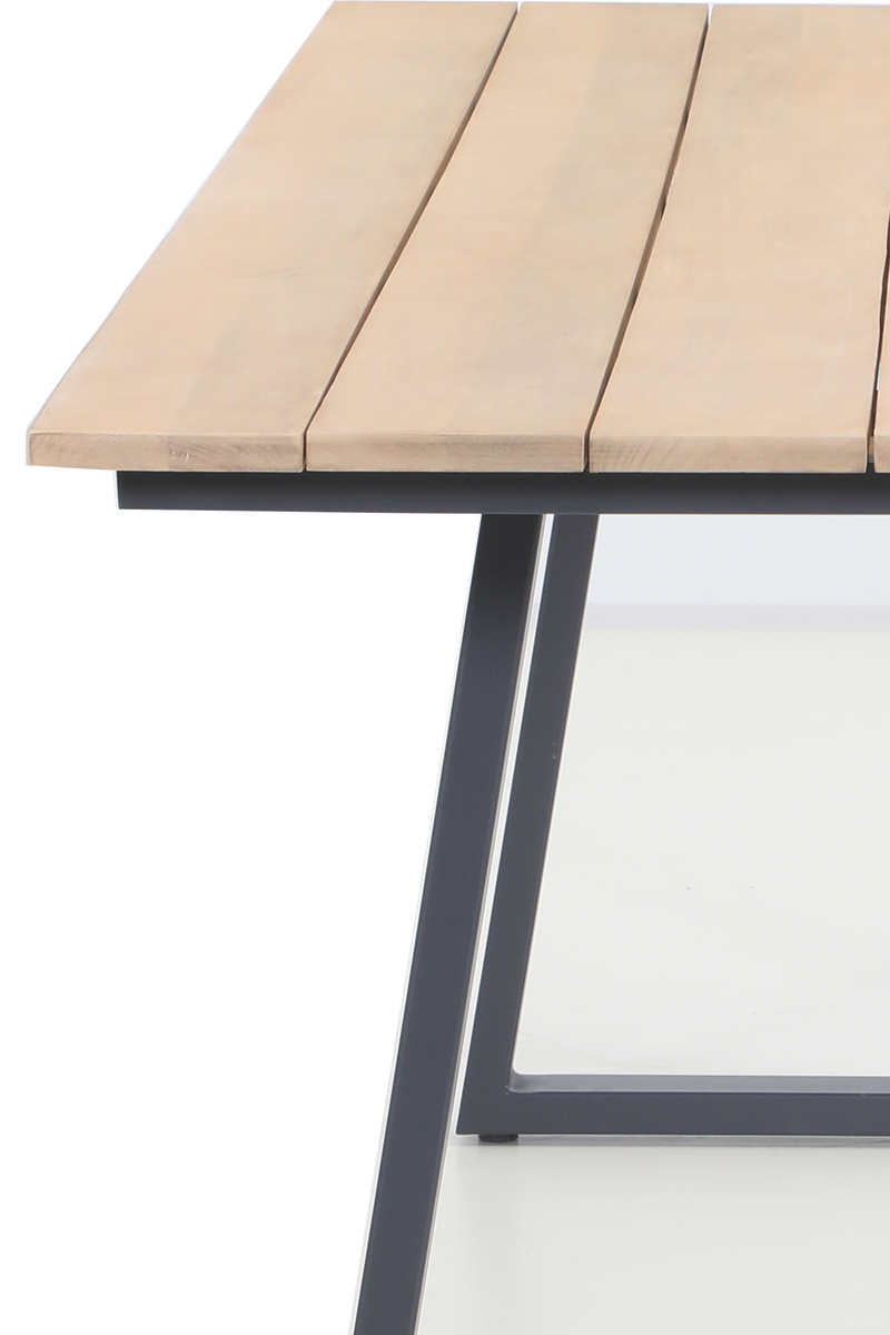 Slatted Timber, Naturally Warm