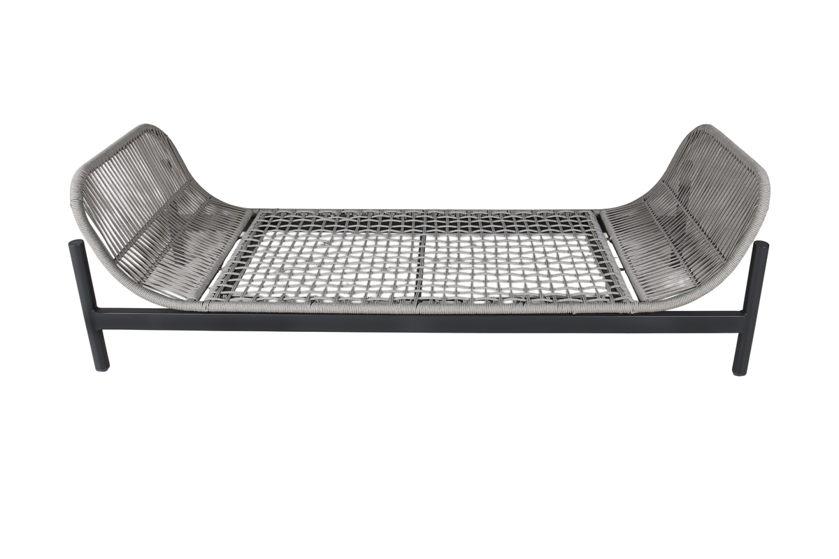 COSTA Outdoor Daybed - No cushion detail