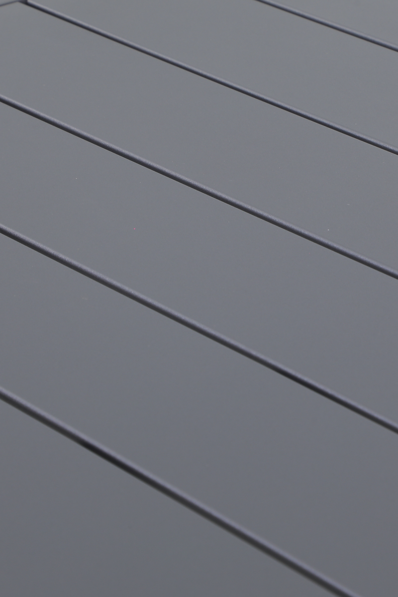 Slatted aluminium tabletop detail