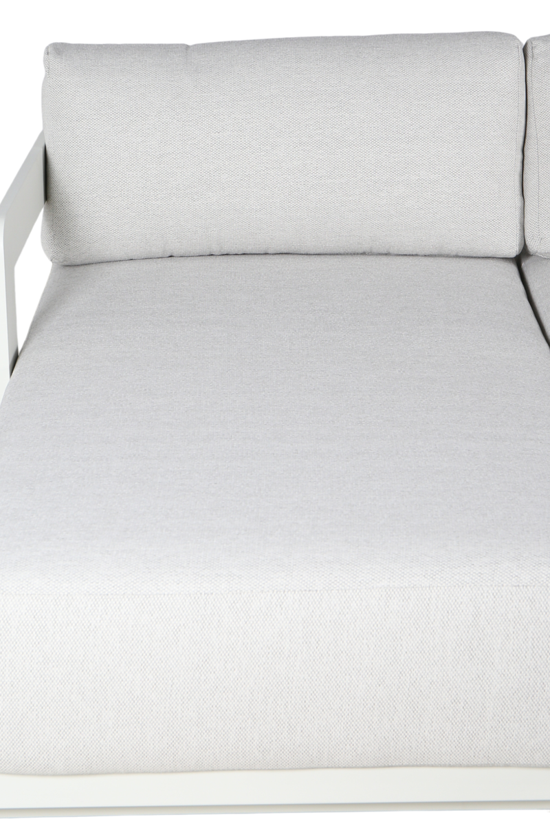 Made for stretching out and staying awhile