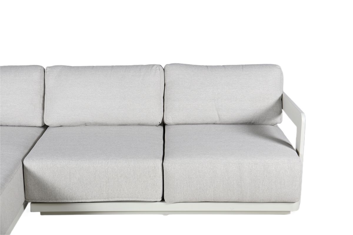 OLMO 3-Seater Outdoor Chaise Lounge - Double Lounge Detail