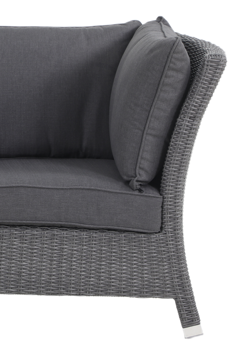 The look of rattan, made to last