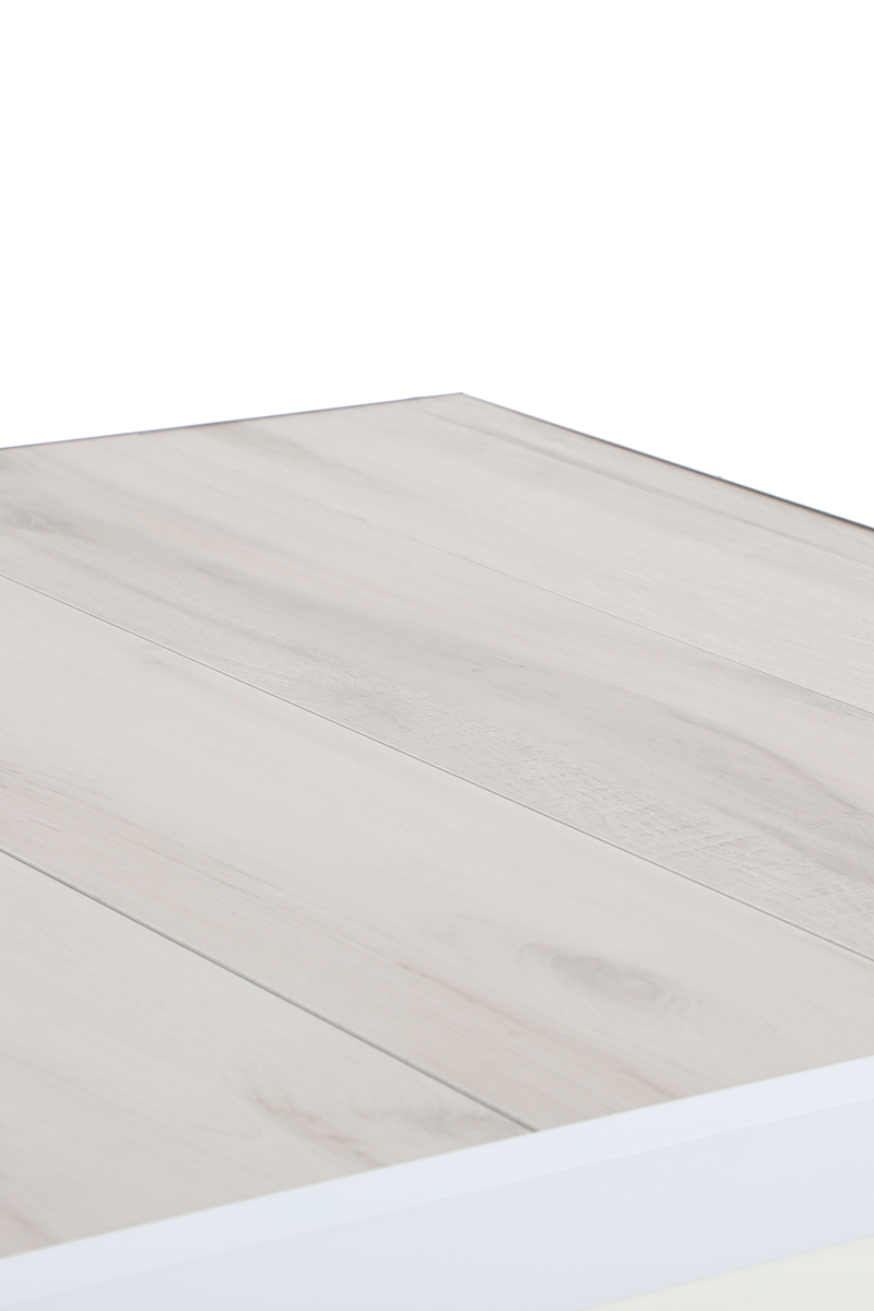 The Warmth of Wood, None of the Fuss