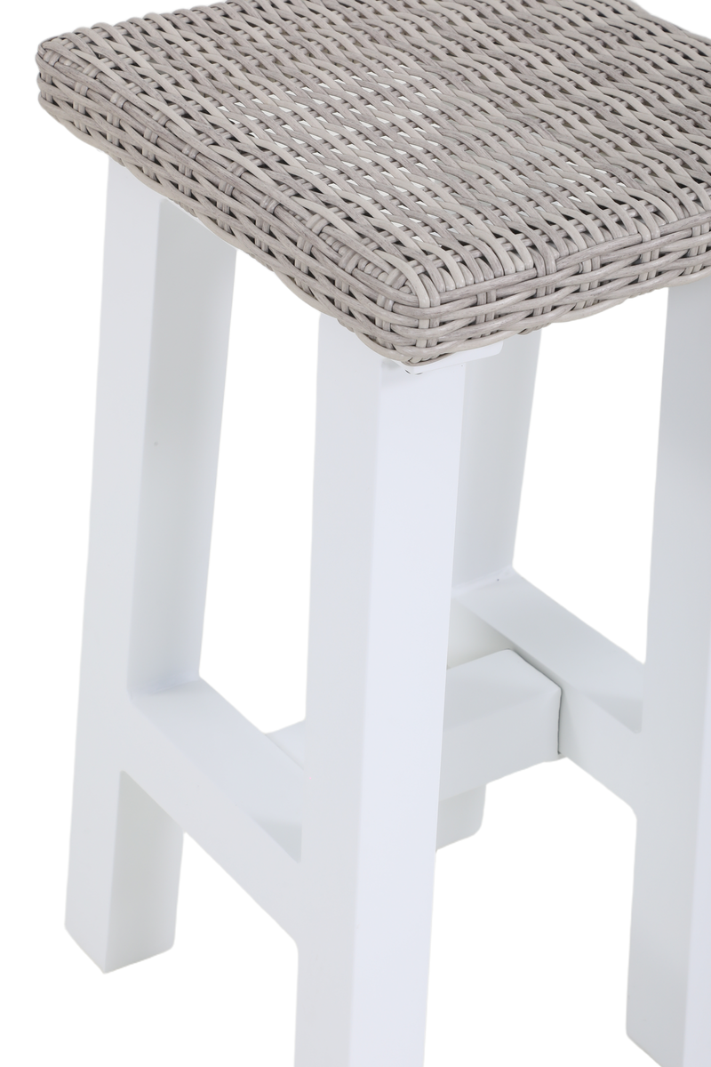 TIMO IX Wicker‑Topped Bar Stools